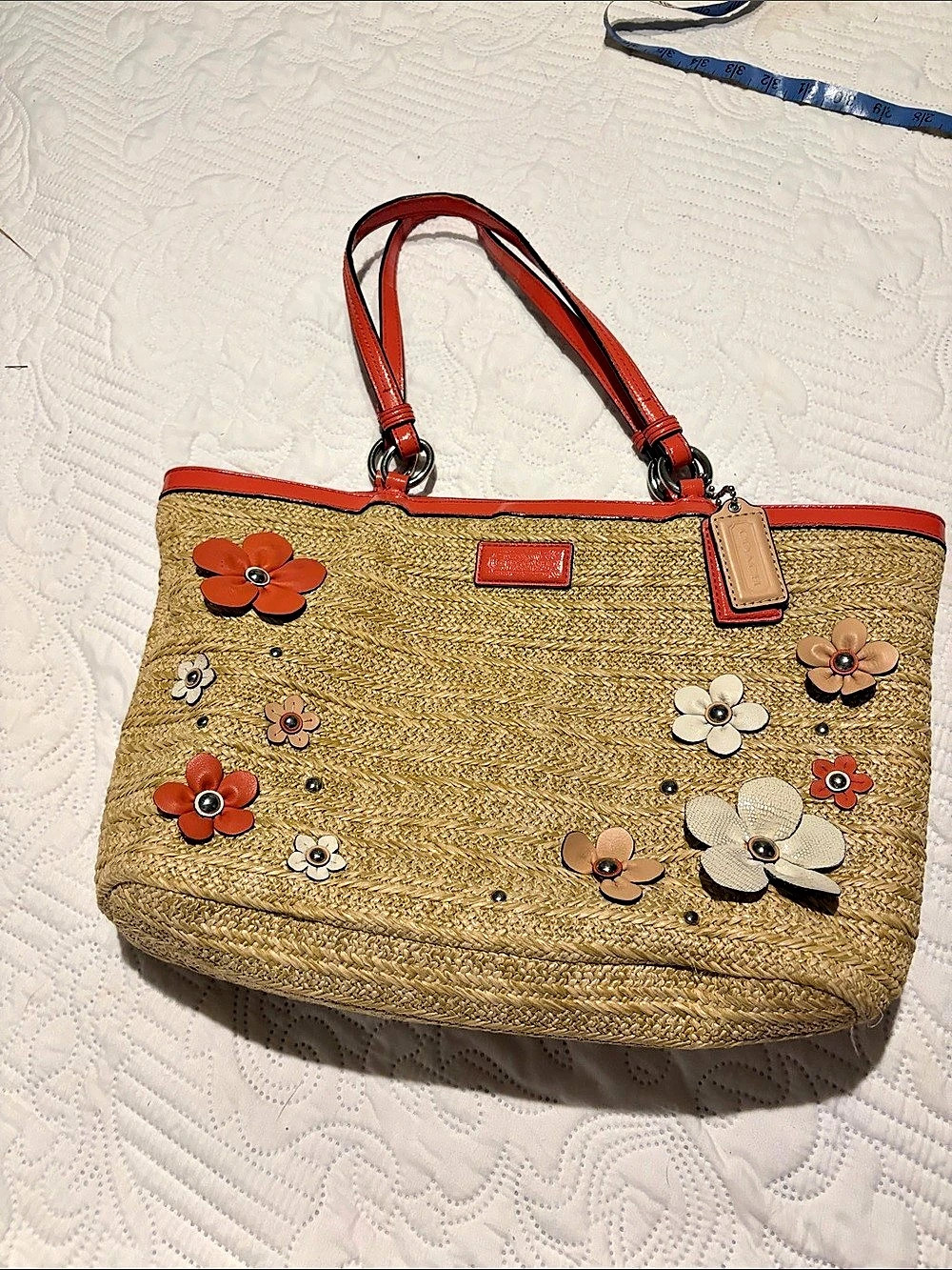 Coach Hamptons Weekend Straw Applique Tote in Tan & Peach 🍑
